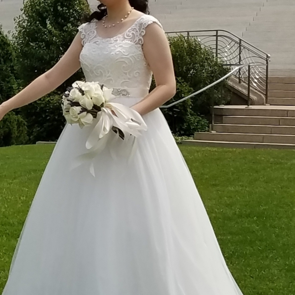 David's Bridal wedding dress Sz 8